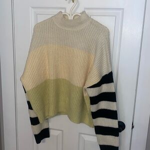 William Rast mock neck pull over size XXL - fits more like a L